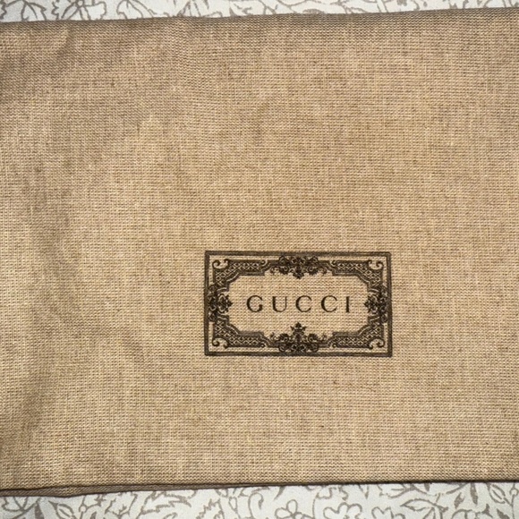 GUCCI GG MARMONT MATELASSÉ LEATHER SUPER MINI BAG - Picture 6 of 13